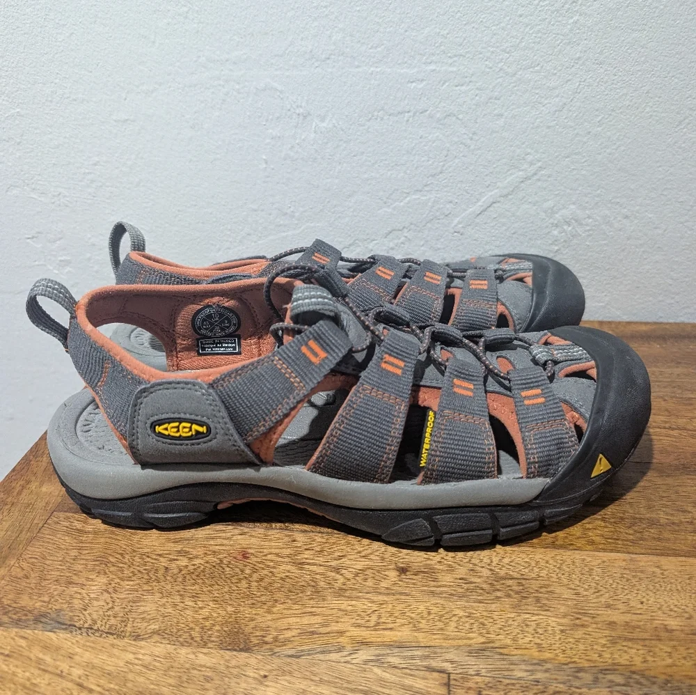 Keen Men's Newport H2 Sandal EUC Like‎ New Size 10